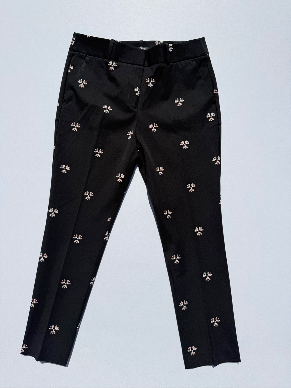 LOFT Petites Marisa Skinny Black Floral Print Slim Ankle Pants Size 8P NWOT
